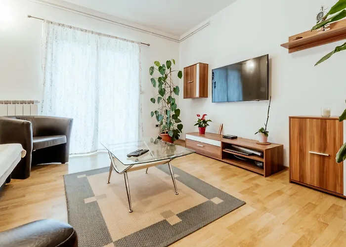 Oliva With Swimming Pool Appartement *