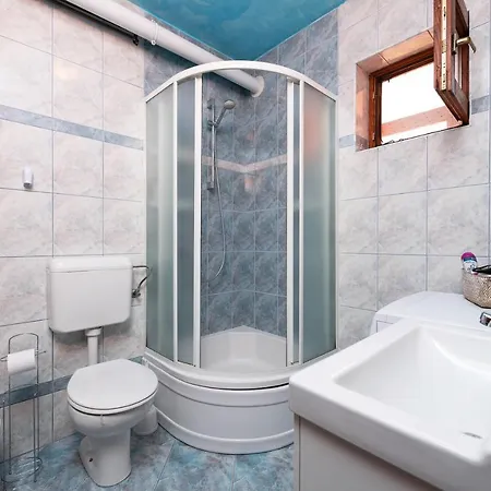 Oliva With Swimming Pool Апартаменты